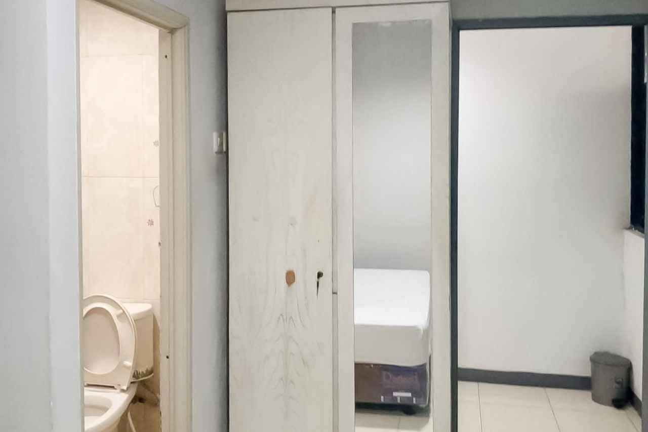 Rumahku Hayam Wuruk Mitra Reddoorz Jacarta Exterior foto